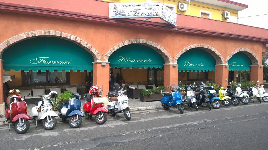 Hotel Ferrari Goro Exterior foto